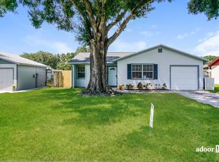 1425 Periwinkle Ct, Lakeland, FL 33811