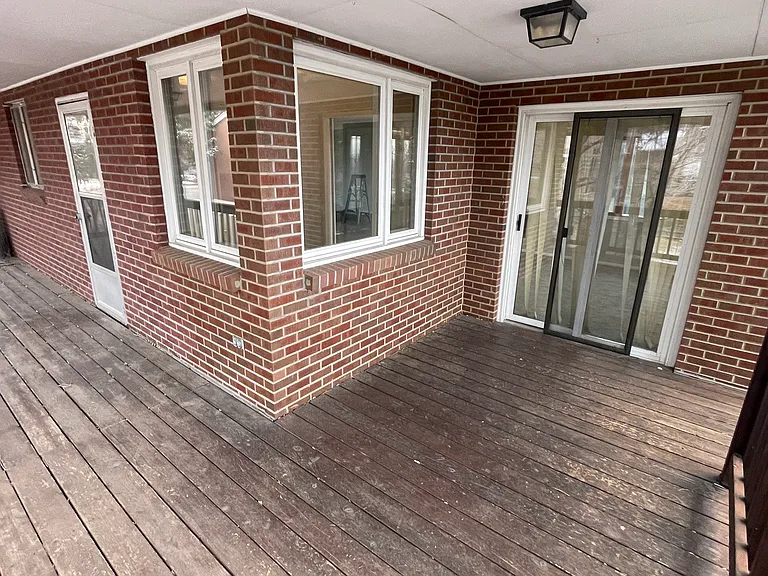 2360 Balsam Dr — Photo 7