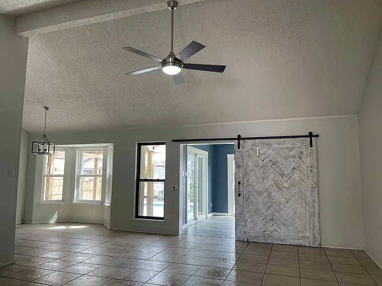 13850 Topsail St — Photo 12