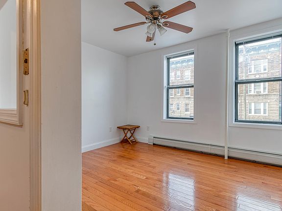 4th image of 46 Broadway #3