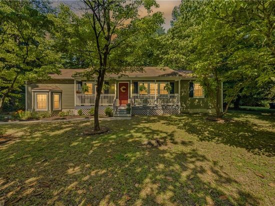 2901 Richard Grv N, Williamsburg, VA 23185