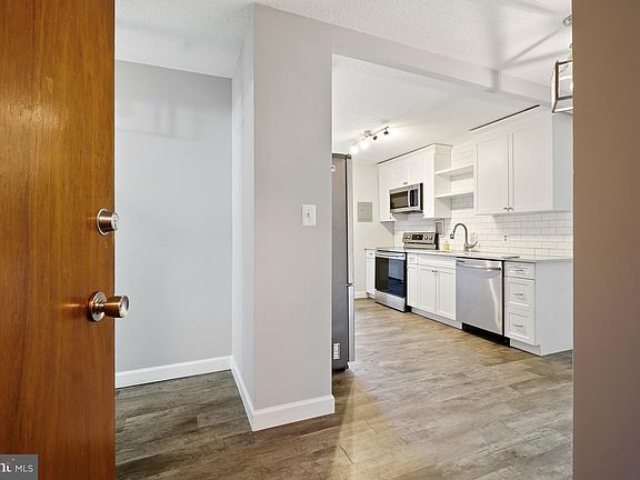 5th image of 7501 Democracy Blvd APT B128