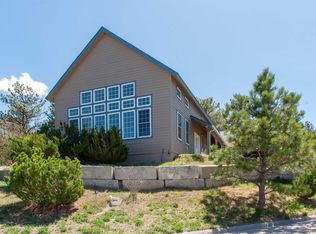 1005 Harrison Dr, Pine Bluffs, WY 82082