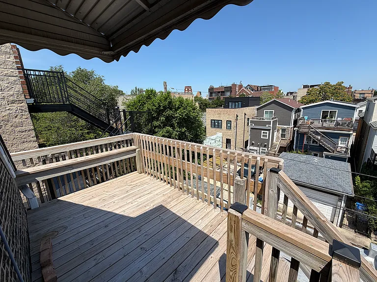 1620 W Beach Ave #A3 — Photo 1