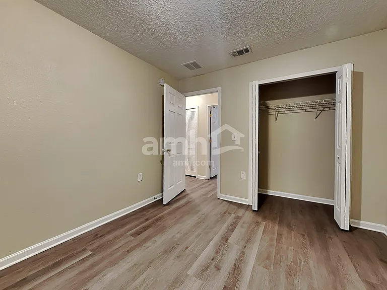 1867 McGirts Point Blvd — Photo 17