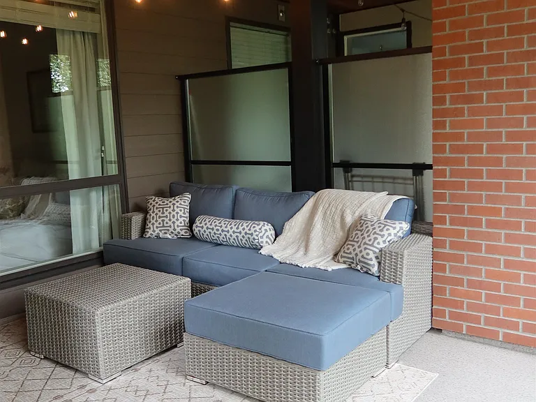 723 W 3rd St #429 — Photo 33