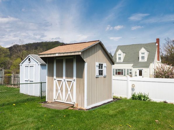 1435 Conroy St, Mc Kees Rocks, PA 15136