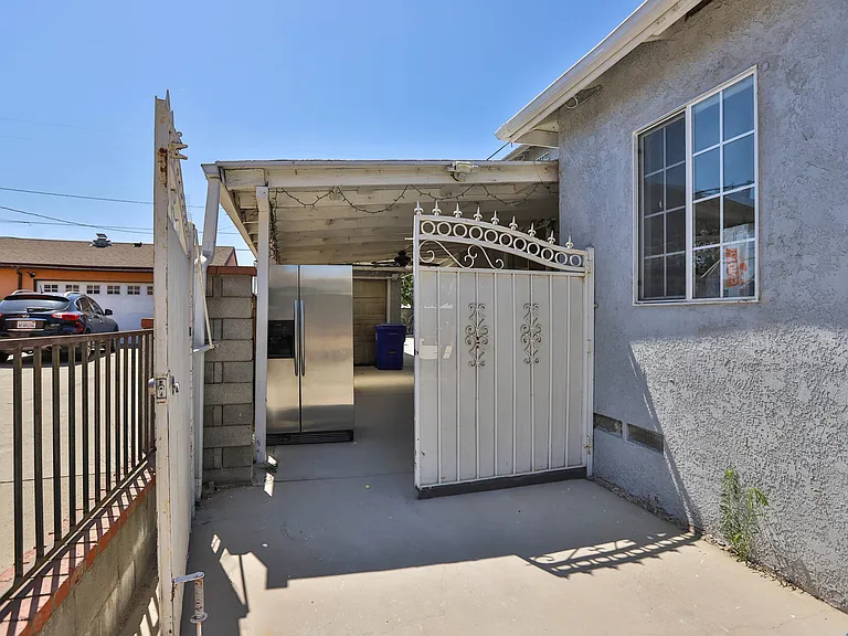 4132 Lynd Ave #C — Photo 24