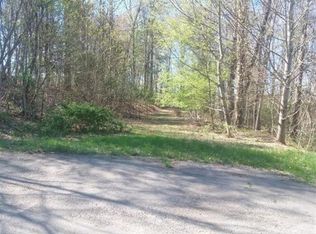 Deer Creek Xing, Mountain city, TN 37683