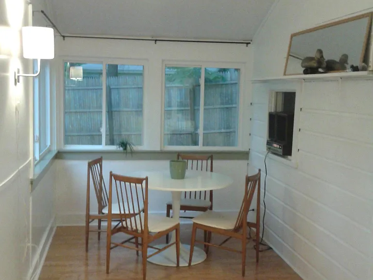 464 Glenerie Blvd — Photo 2
