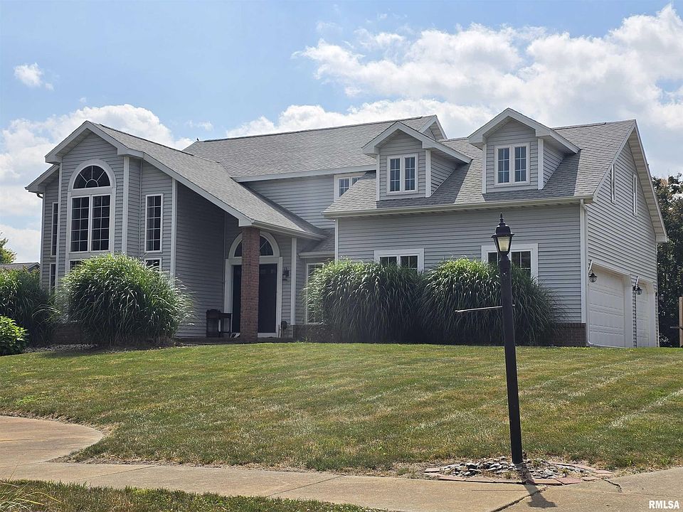 1st image of 16 Cranford Dr