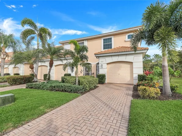 1361 Weeping Willow Ct, Cape Coral, FL 33909