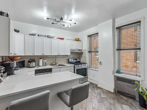 45 Kew Garden Road image 8 of 18