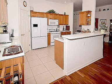 5th image of 5224 Highbury Cir