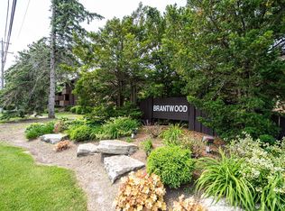 7003 N Green Bay Ave APT D, Glendale, WI 53209