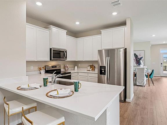 7th image of this home