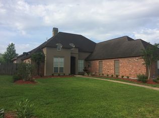 39333 Lakeland Ave, Prairieville, LA 70769