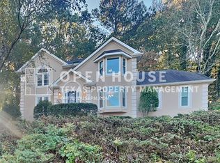 11090 Surrey Park Trl, Johns Creek, GA 30097