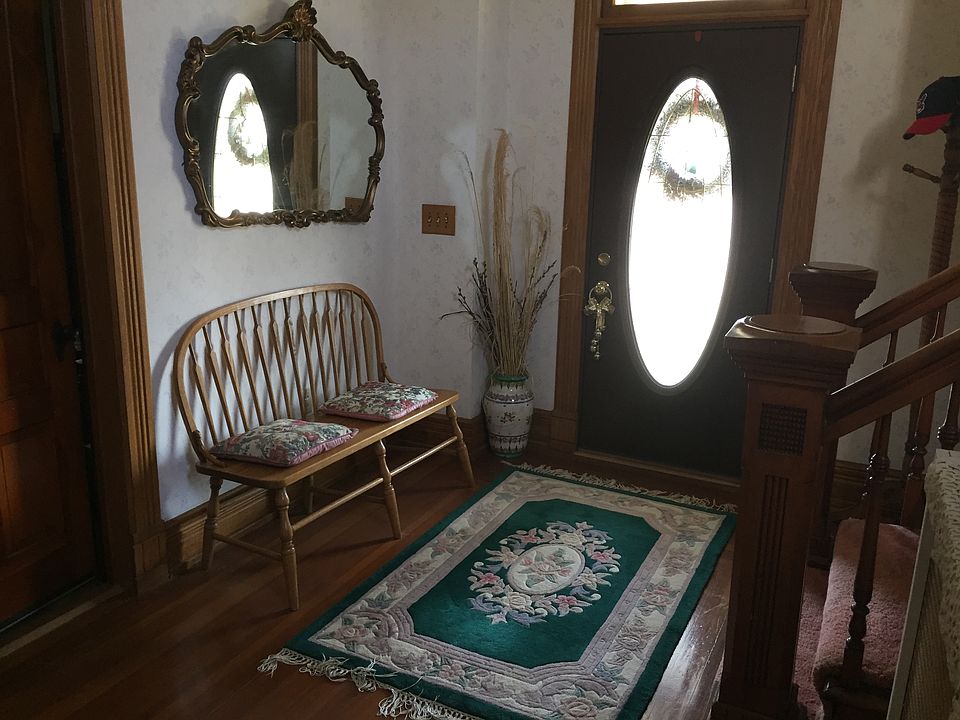 front door foyer