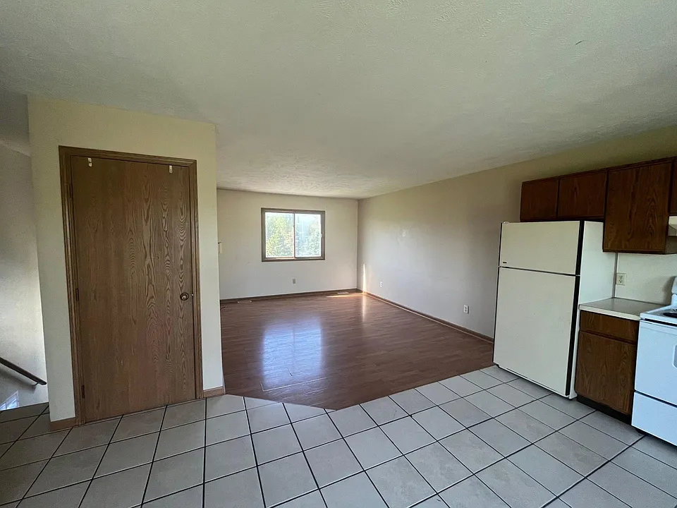 8555 Lake Michigan Dr