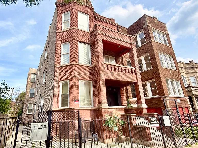 1537 S Saint Louis Ave #3F — Photo 17