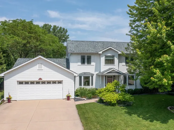 1820 E Murdock Ave, Oshkosh, WI 54901