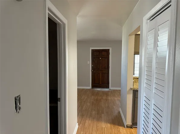 3024 Dennis St #D, Houston, TX 77004