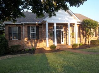 1206 Lake Rise Pl, Gallatin, TN 37066