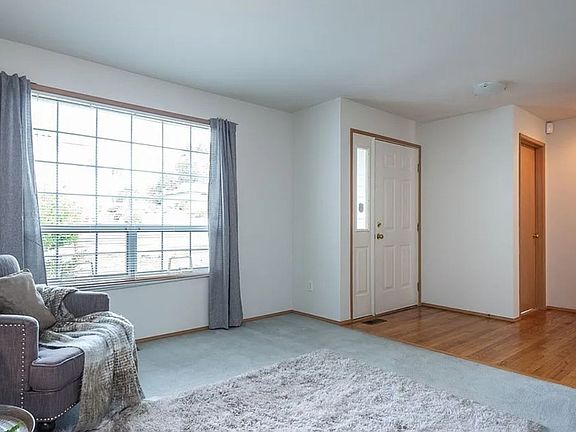 5th image of 11831 SE 218th Pl
