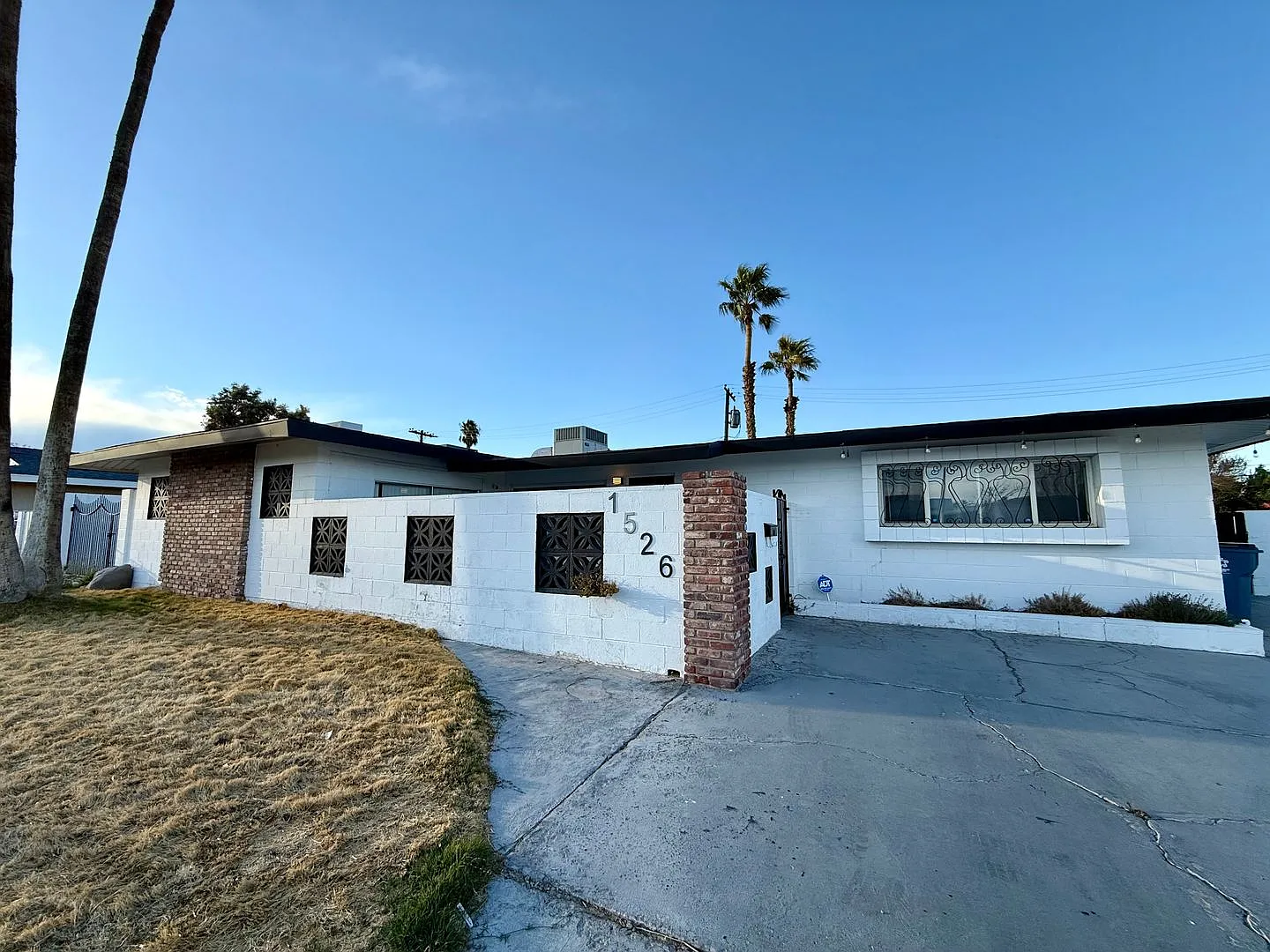 3/BD 2/BA Home Near the Las Vegas Strip No HOA, Pool, & RV Parking! — Photo 1