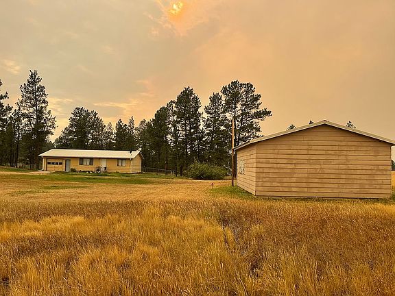 2nd image of 404 Ponderosa Ave