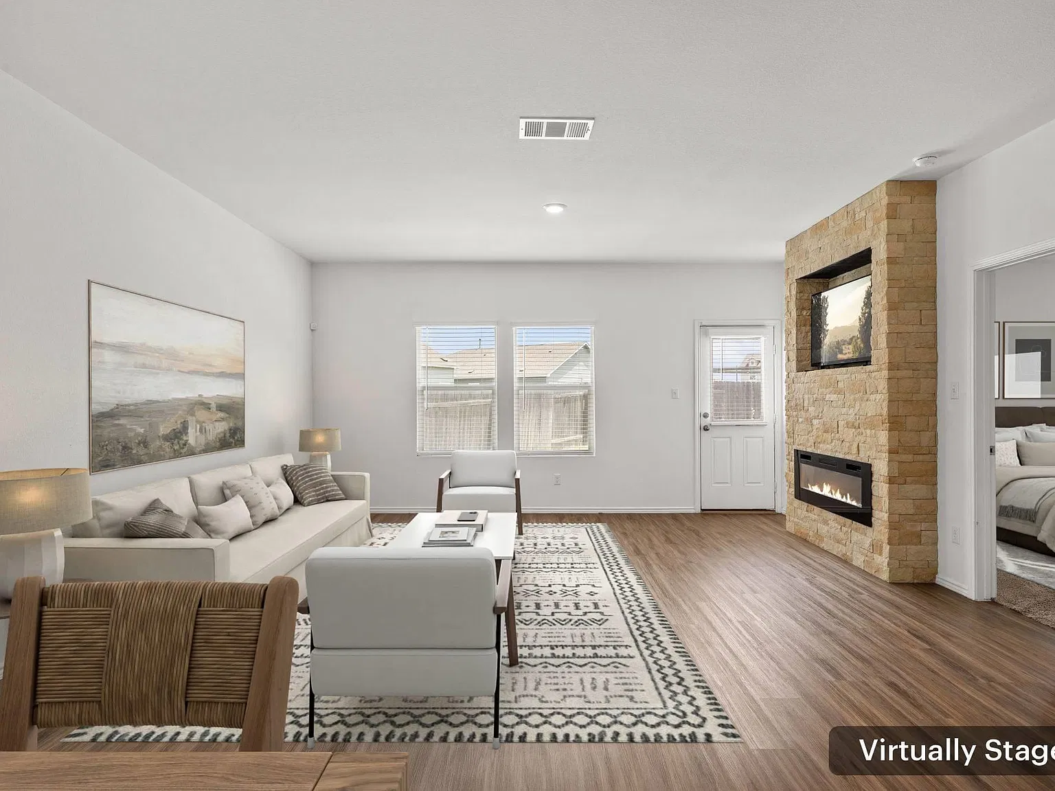 4 bed, 2.0 bath, 1649 sqft, $1,975 — Photo 4