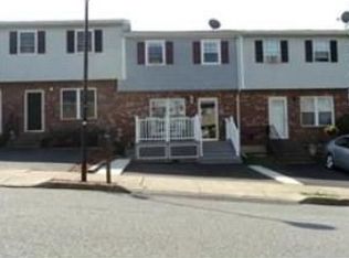 2604 Mountain Ln, Allentown, PA 18103