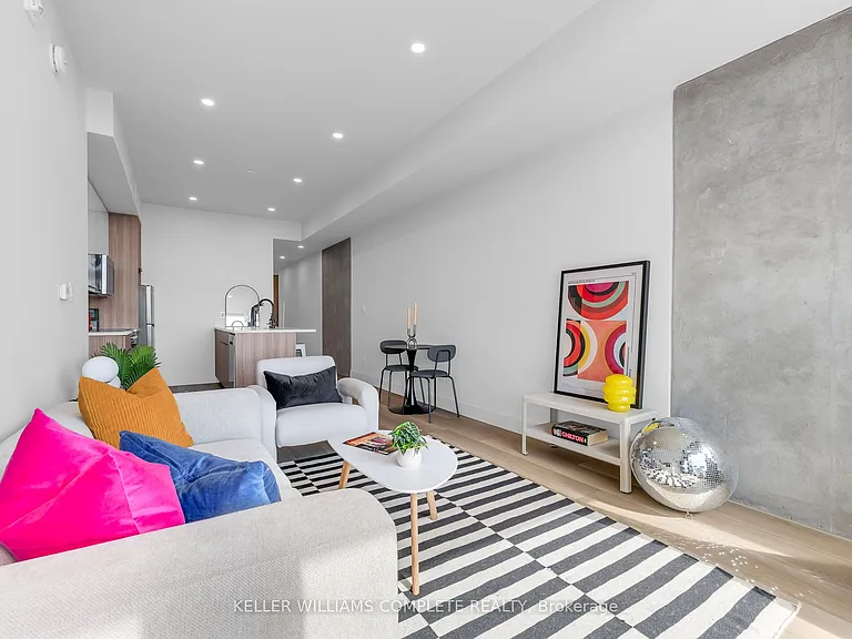 24 Augusta St #809 — Photo 3