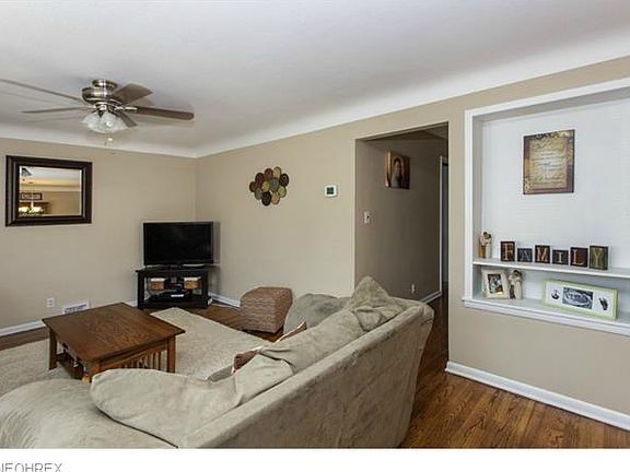 5th image of 7456 Dawn Haven Dr