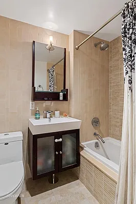 Rented by Corcoran | media 30