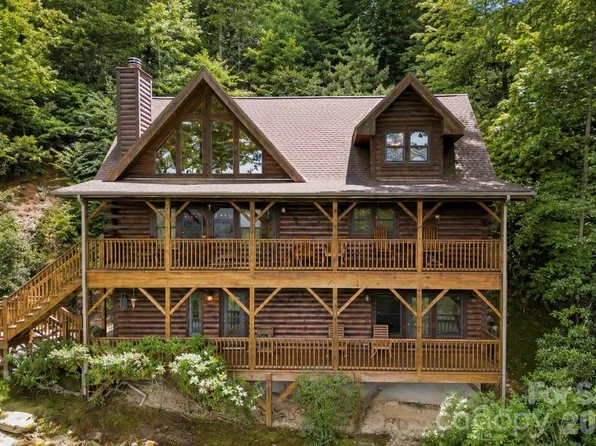 588 Tawodi Trl, Maggie Valley, NC 28751