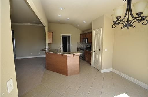 4th image of 15061 White Fawn Dr