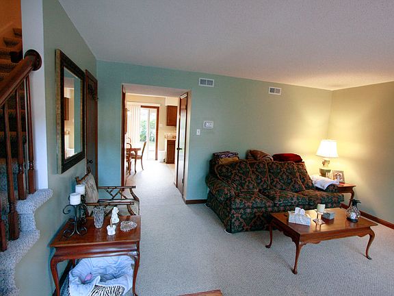 2nd image of 1203 Crest Brook Dr