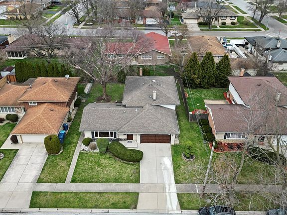 2nd image of 1028 E 168th St