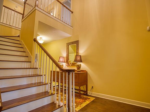 4th image of 3517 River Chase Dr