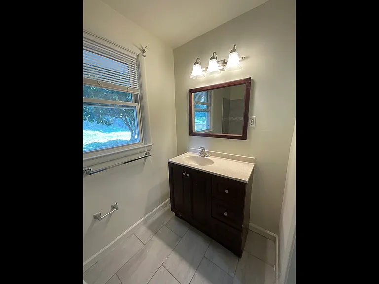 231 Fallsbrook Rd — Photo 17