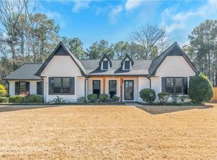 165 Sugarland Trl, Fayetteville, GA 30214