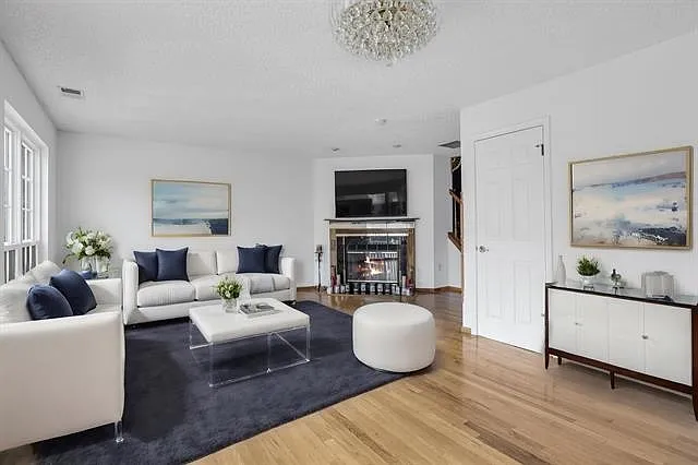 6 Walnut St