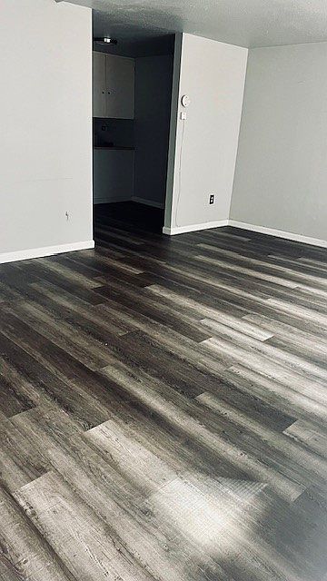 Living Rm to Kitchen & Bedrooms