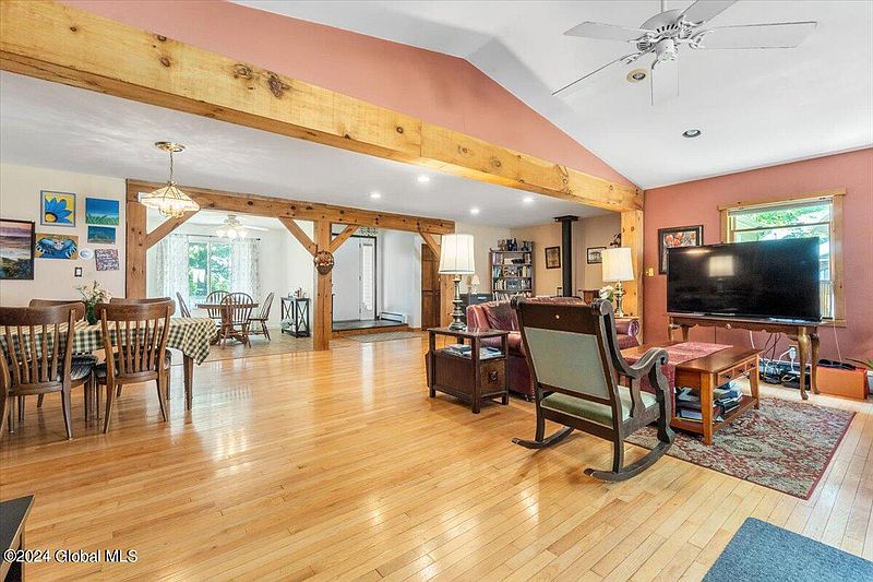 3rd image of 6023 Jockey Street