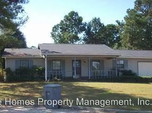 89 Blackhawk Dr, Daleville, AL 36322