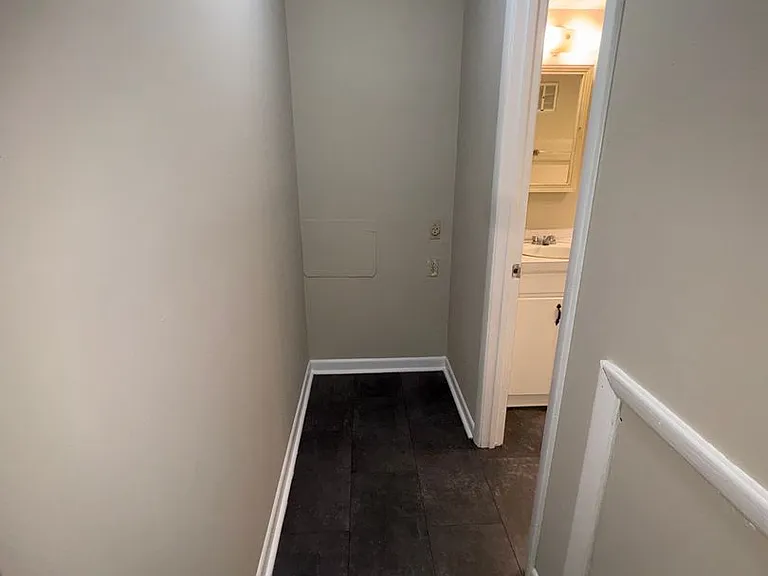 82 Blankenship Pl SW — Photo 5