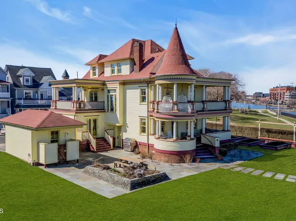 26 Lake Avenue, Ocean Grove, NJ 07756