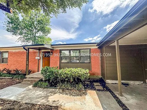 3022 Larry Dr Photo 1
